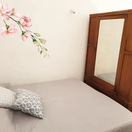 Mini House Gorizia * סירקוזה